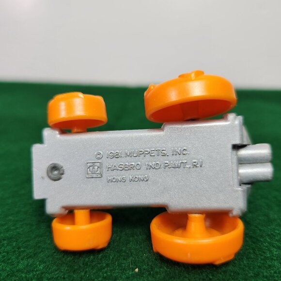 Sesame Street Muppets Die Cast Toys Vintage 80s Big Bird Oscar Cookie Monster - Picture 13 of 13